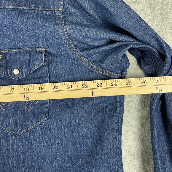 Vintage Wrangler Denim Western Shirt Mens 17.5 35 X-Long Tails Pearl Snap USA - Picture 6 of 15